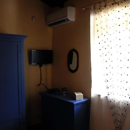 Agriturismo Manfredi مزرعة للإقامة نوشيرا تيرينيزي