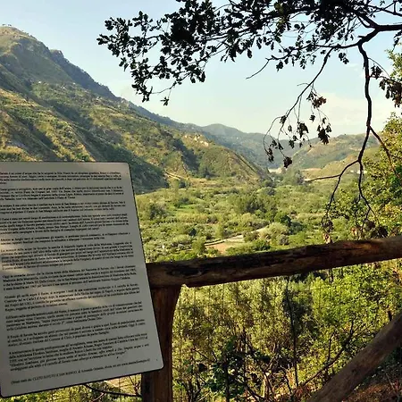 مزرعة للإقامة Agriturismo Manfredi نوشيرا تيرينيزي